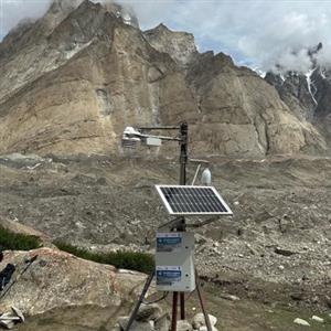 The project “Glaciers & Students” takes shape: CAE’s stations installed in Gilgit-Baltistan in Pakistan