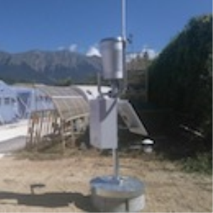 Una stazione di monitoraggio nel Campo sportivo di Amatrice: CAE con le popolazioni terremotate