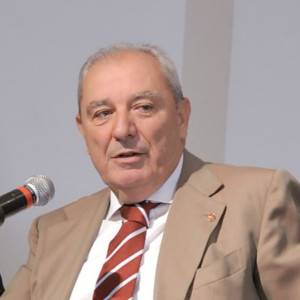 Il saluto di CAE al Prof. Lucio Ubertini